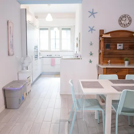 Casa Annalisa - Fronte Mare - Sea Front Holiday home *