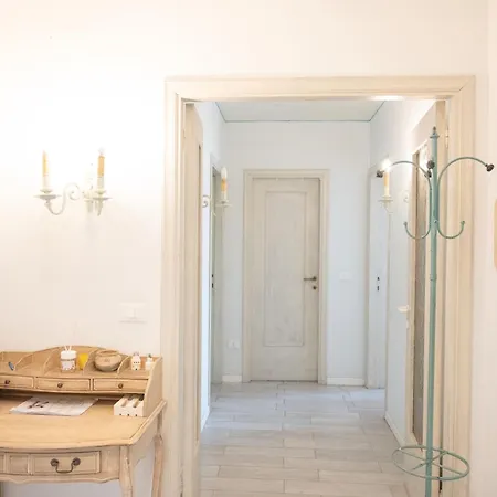 Casa Annalisa - Fronte Mare - Sea Front Vakantiehuis *